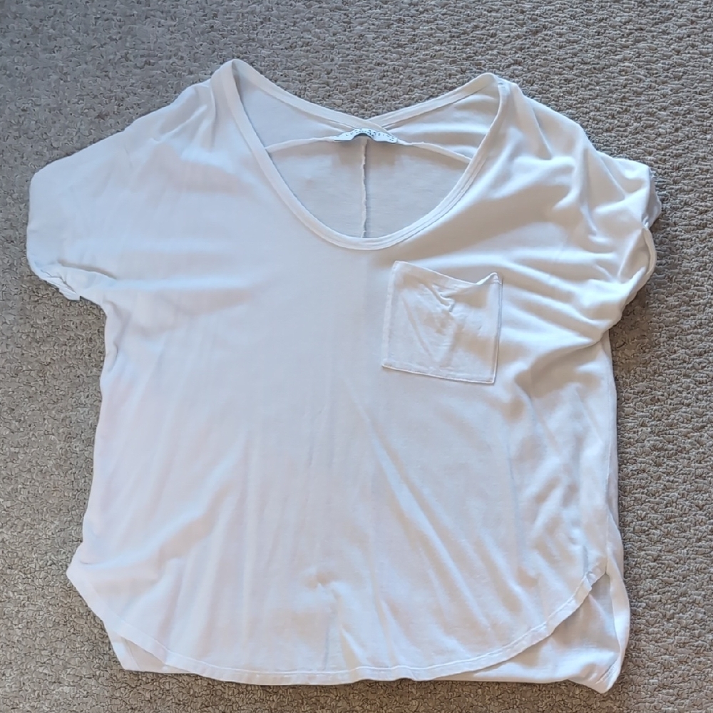 DECJUBA Classic White Short Sleeve Top
